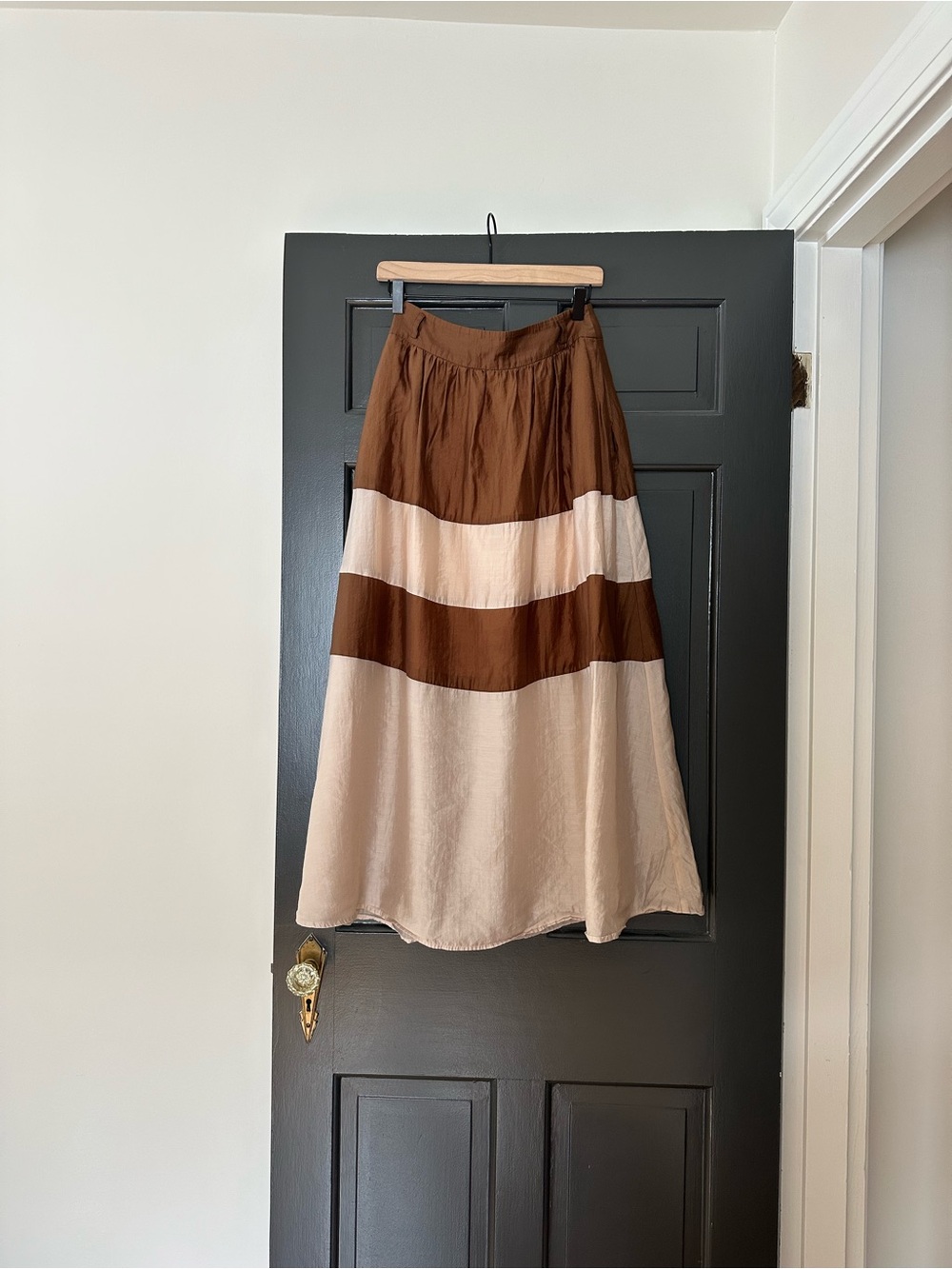 iROO Moderato Colorblock Maxi Skirt Brown Ivory Lyocell Size 36 Small